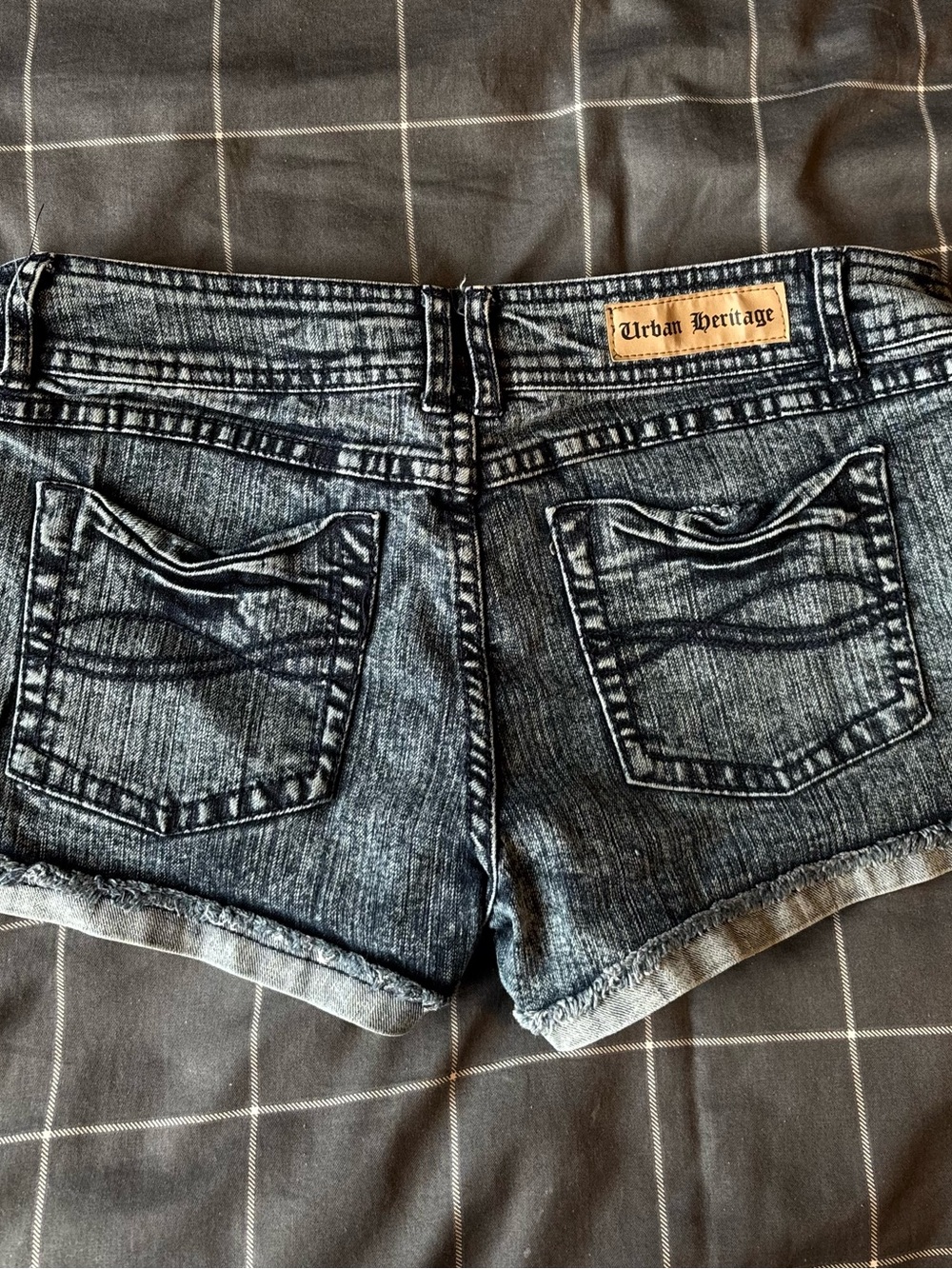 Urban Heritage Women's Black Acid Wash Denim Cutoff Shorts